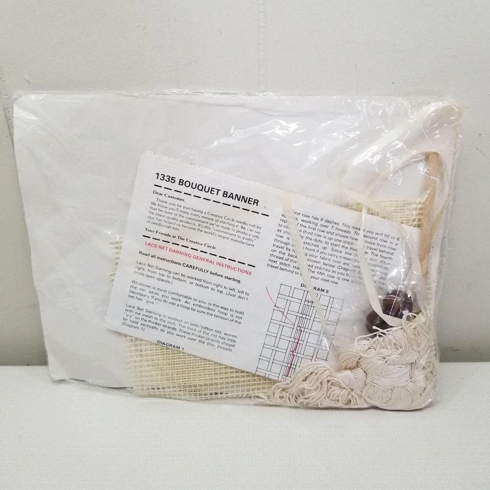 Creative Circle Bouquet Banner Kit 1335 Cottagecore Home Decor Gift Vintage